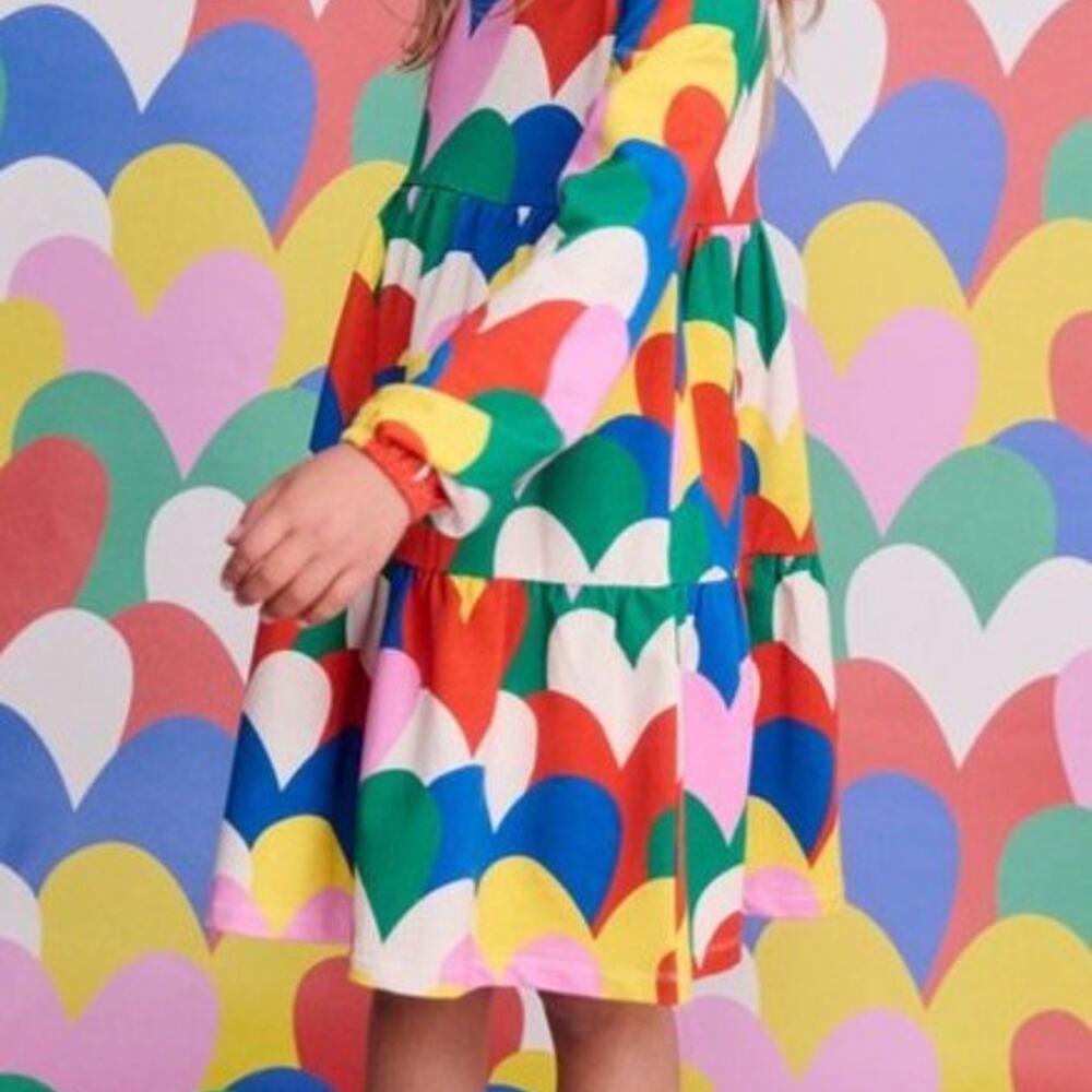 Mini Boden Girls' Tiered Sweatshirt Dress with a multi-collage heart sz 4 to 5y